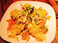 鸡丝凉面-川渝饭店