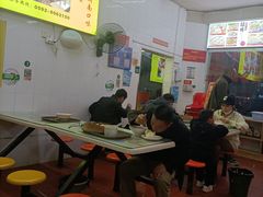 大堂-津品味小吃(大学湾店)