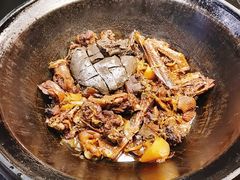 -鱼窝棚柴火铁锅炖(富山屯店)