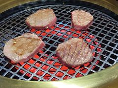-肉魁屋·烧肉·烧鸟·酒场(高新店)