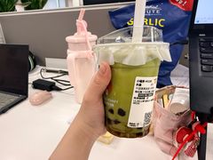 -沪上阿姨·臻选茶饮(上海环球港店)
