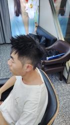 -藤野造型专业烫染接发