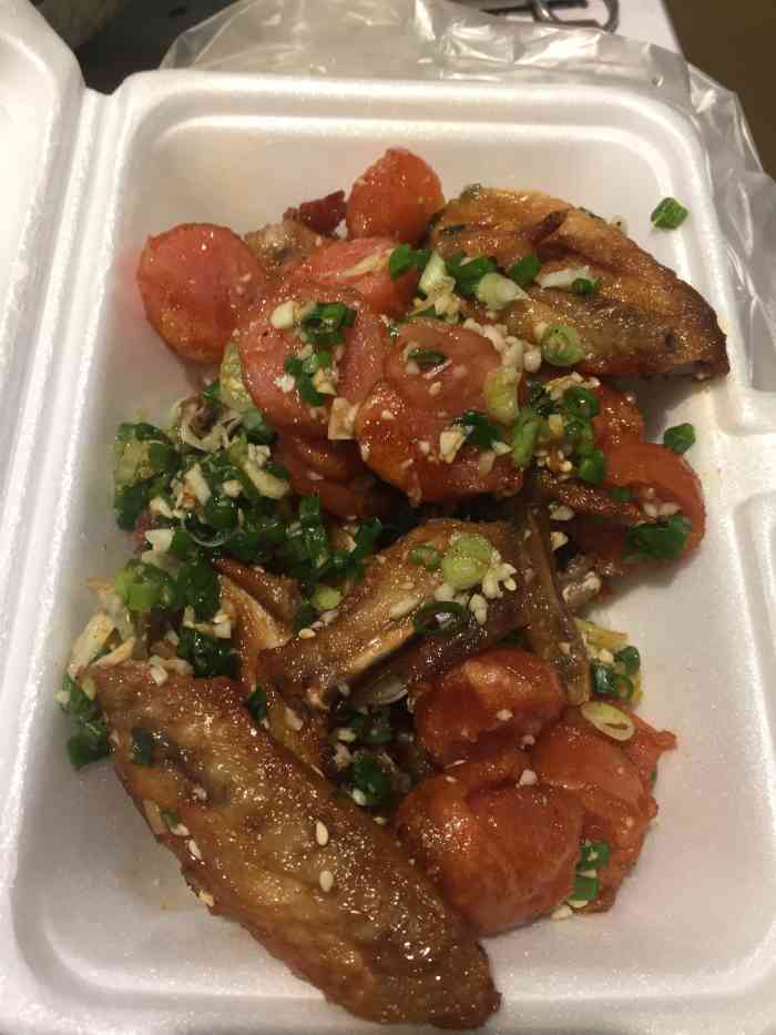 八珍宫廷童子鸡-"现在市区越来越少了以前就超多,好吃.