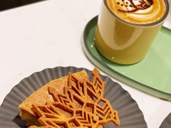 -潮一不贰·法式甜品·生日蛋糕·西式简餐(外滩店)