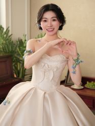 -花田映像婚纱摄影(龙岗店)