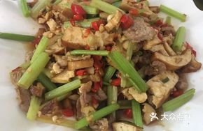 Fried Pork with Fragrant Tofu