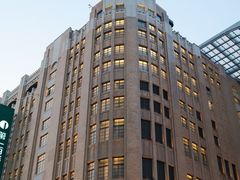-光海书局(南京东路第一百货店)