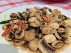 -洪霞餐馆·川菜·鲜货现炒(两江春城店)