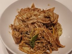 -皇城根·鲁菜济南菜·吊炉烤鸭·炒鸡鱼头(济南旗舰店)