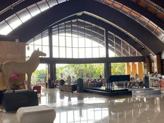 -三亚湾海居铂尔曼度假酒店