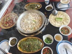 -老来福·非遗酸汤兔(凯旋路店)
