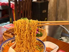 -辉记炭烧海鲜大排档·老字号(福田店)