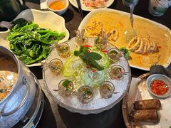 -大头虾越式风味餐厅(光明广场店)