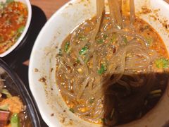 -万记麻辣烫国展总店