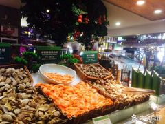 -亚马逊环球美食百汇(新城吾悦广场店)