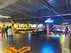 -极限PLAY运动娱乐新世界·团建派对表演休闲馆·室内高空游乐园