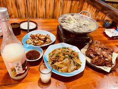 -六禾熏酱小酒馆·东北菜(海甸岛店)