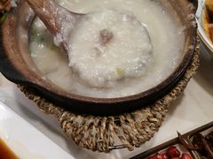 窝蛋牛肉粥-火齐潮汕砂锅粥(五道口店)