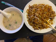 广州干炒牛河-伍湛记 · 广州老字号(龙津中路店)