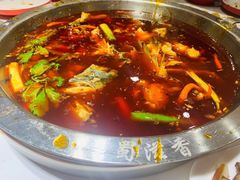 -蜀滋香鲜鱼美蛙火锅(339店)