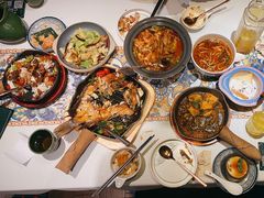 -云海肴·汽锅鸡·云南菜(天山百盛优客店)