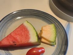 -八府香鸭·啫啫煲(华山路店)