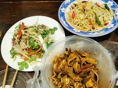 -青年路烩面馆(绿地世纪城店)