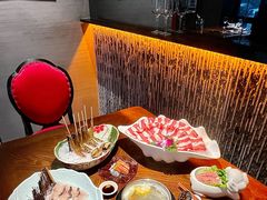 -泓炙颐凤鲜海鲜火锅料理(桐乡店)