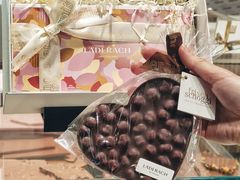 -Laderach 莱德拉(上海环贸iapm店)