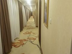 -维也纳酒店(深圳国际会展中心沙井上南店)