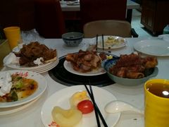 -泉福居酱骨头自助广场(南大街商业步行街店)