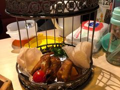 秘制脆皮乳鸽-避风塘(宝山万达店)