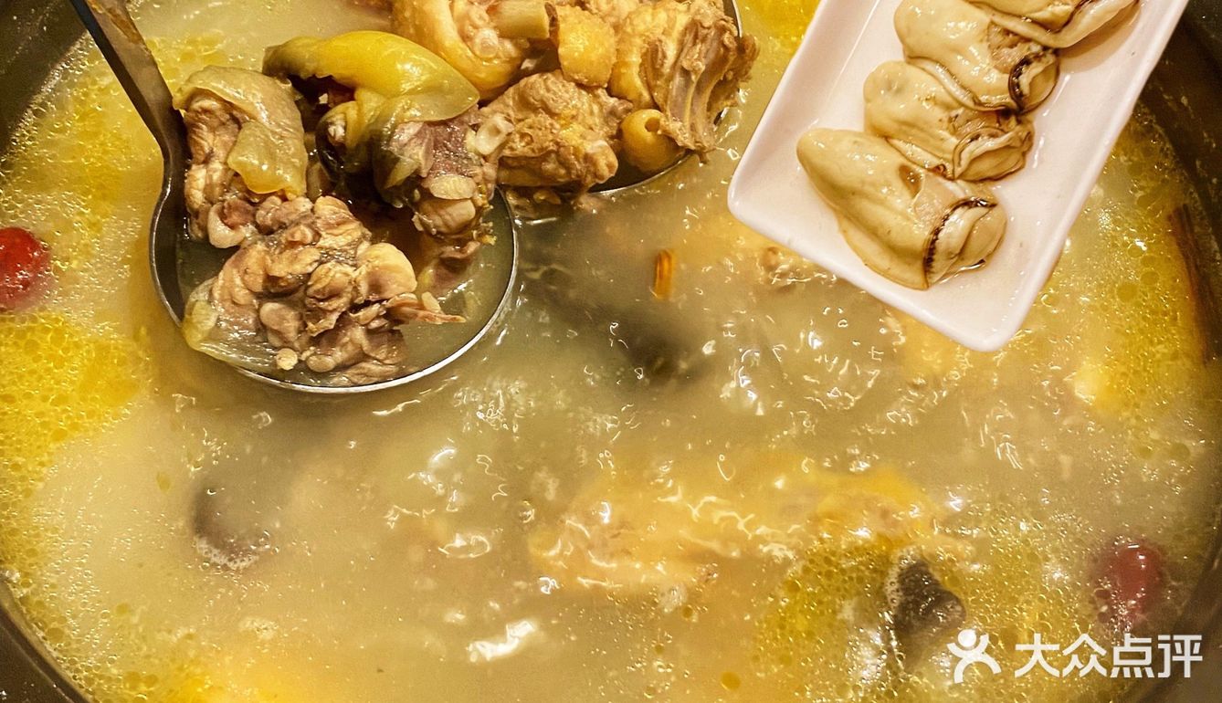 秋日滋补养生火锅安排上了｜吓伟蚝门火锅