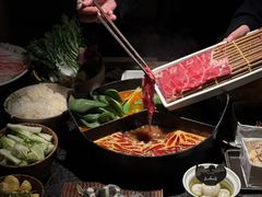 -三出山火锅(南京万象天地店)