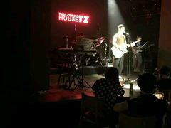 -TZ House音乐现场(茅台店)