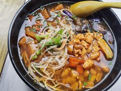 辣酱浇头-小无锡面馆