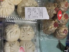 -白玉兰食品甜凤店(合生汇店)