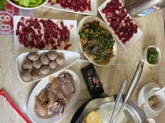 -粤潮牛肉火锅店(江南大道店)