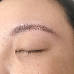 -一个差评成就的纹眉店