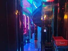 -路边边.炒菜烧烤.音乐餐厅(良乡长虹店)