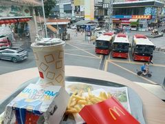 -麦当劳(龙洞店)