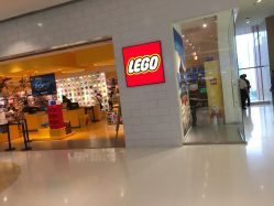 -乐高授权专卖店(朝阳大悦城店)