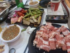 -尚品海鲜肥牛自助火锅(湖明店)