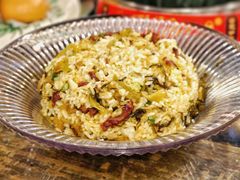 黄山牛肉酸菜炒饭-尚竹阁冬瓜盅·18年地标美食(平洲店)