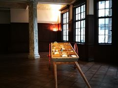 -Nathalie Djurberg与Hans Berg“牛皮纸包裹的月亮”-Prada荣宅当季展览