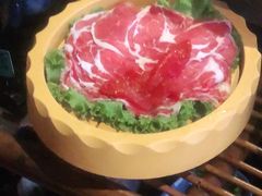 -老牌坊云南鱼豆花火锅(哈西万达店)