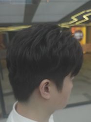 -尤司男士国潮理发馆