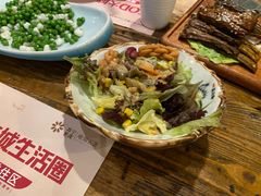 田园沙律-胡桃里音乐酒馆(环亚凯瑟琳广场店)