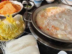 -老来福·非遗酸汤兔(凯旋路店)