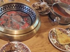 -汉江山料理级自助烤肉(荆州万达店)